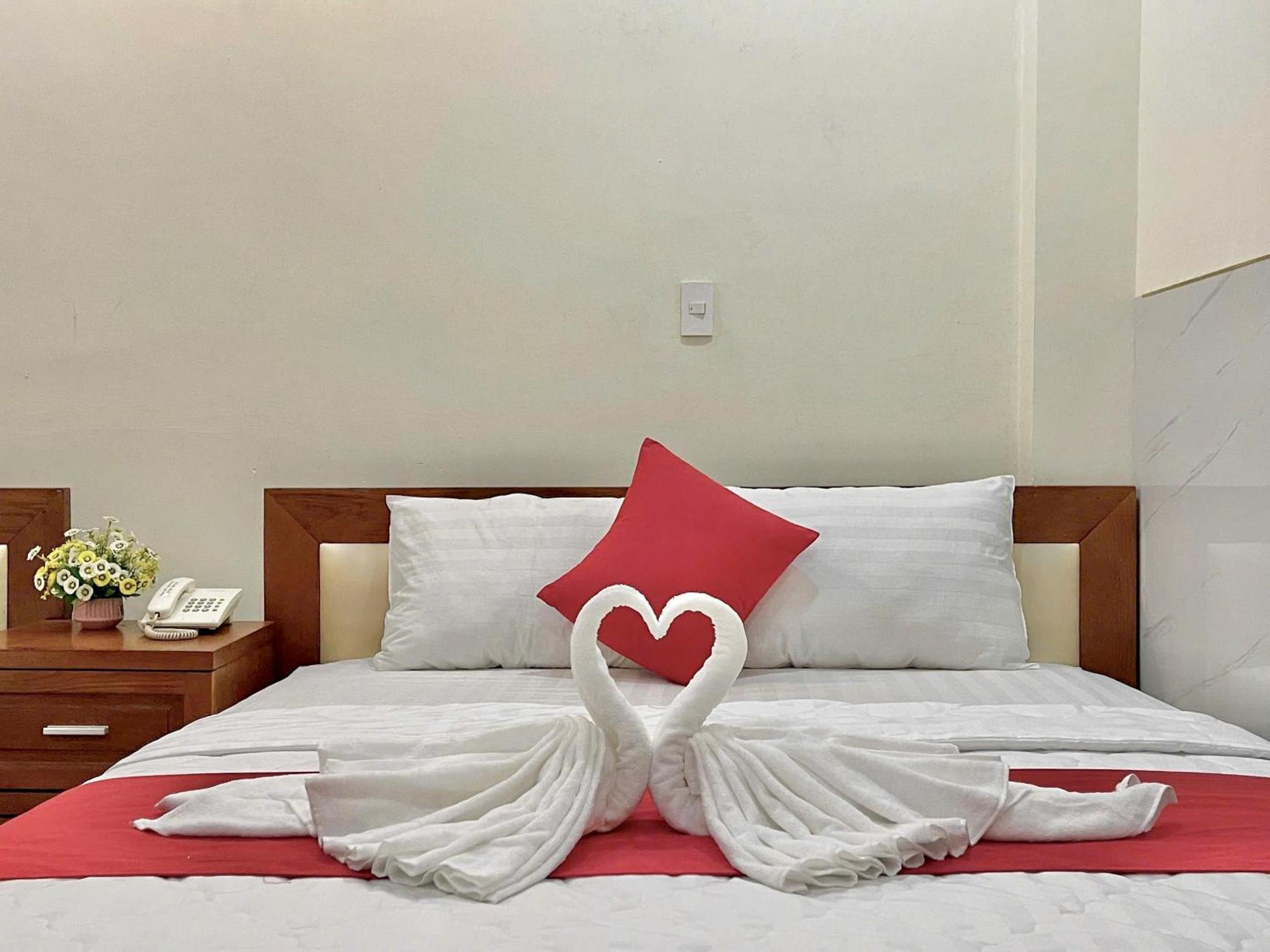 Nhu Y Hotel Hô Chi Minh-Ville Extérieur photo